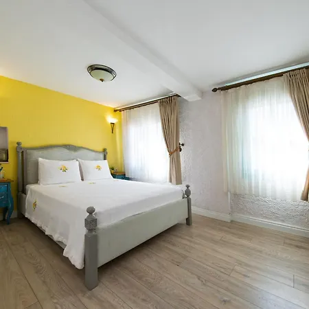 Szálloda Gardenya Buti̇k 3*