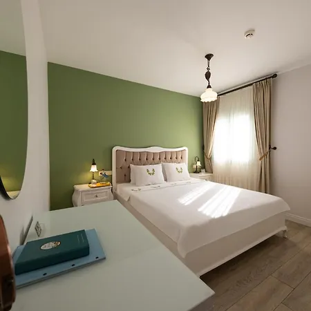 Szálloda Gardenya Buti̇k 3*