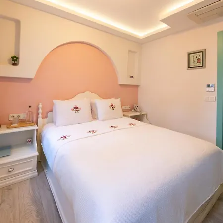 ホテル Gardenya Buti̇k Siğacık