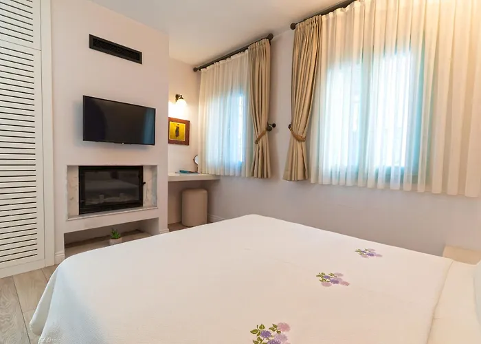 Gardenya Buti̇k Hotell Siğacık