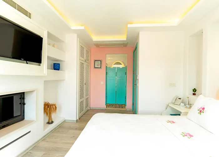 Gardenya Buti̇k Отель